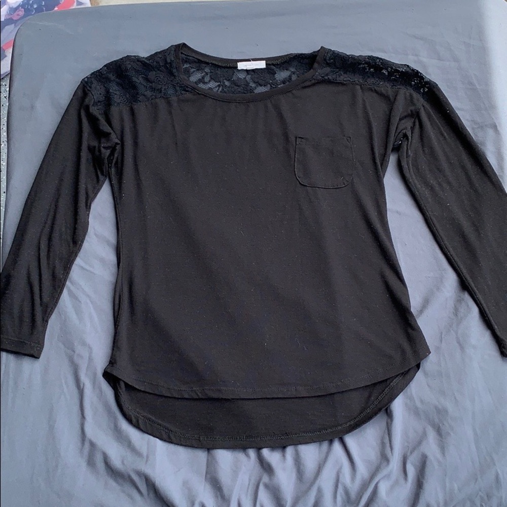 Paper + Tee Black Long Sleeve w/ Floral&Lace Back